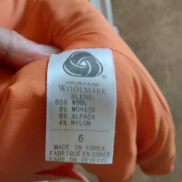 Tahari wool blend tweed coat with collar. Muted pastel orange. Small - Picture 4 of 9